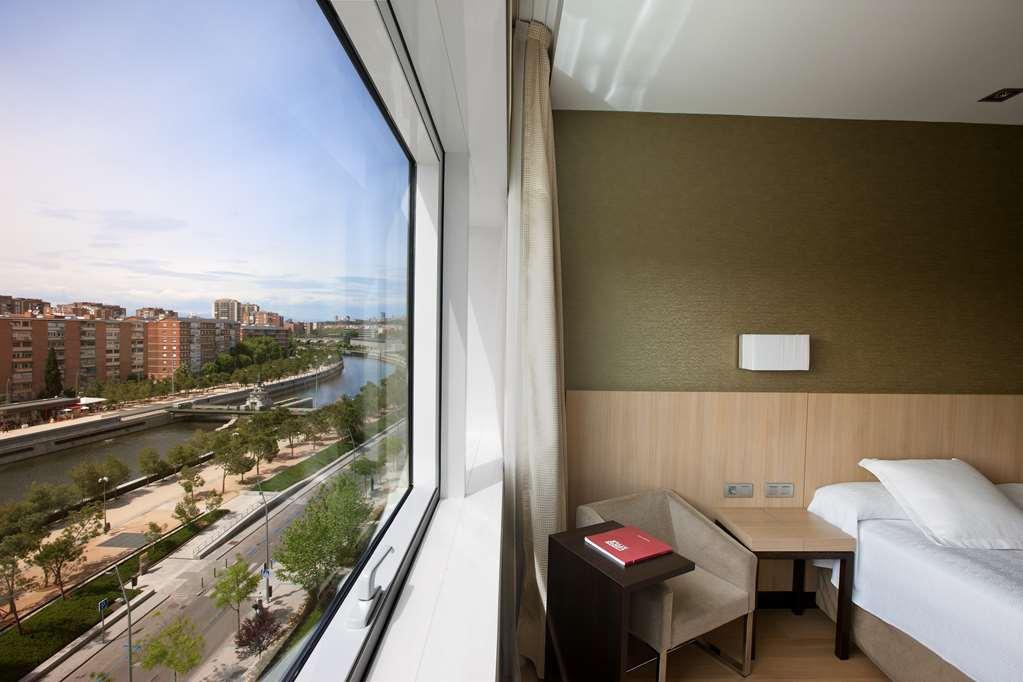 Nh Ribera Del Manzanares Hotel Madrid Cameră foto