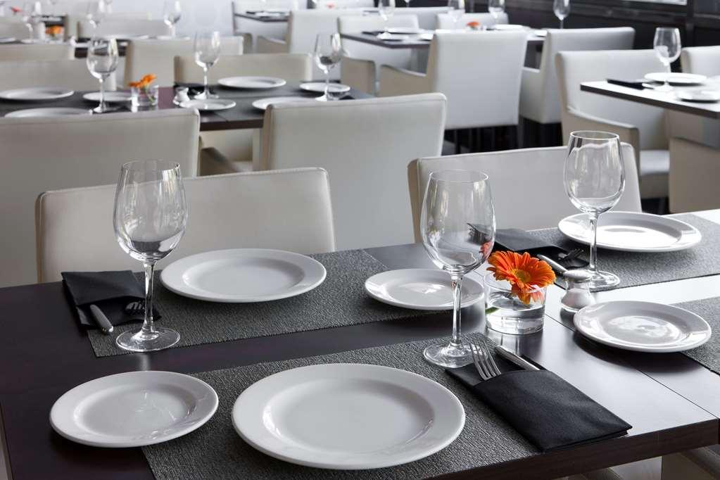 Nh Ribera Del Manzanares Hotel Madrid Restaurant foto