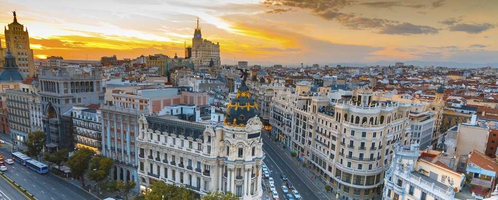 Nh Ribera Del Manzanares Hotel Madrid Exterior foto