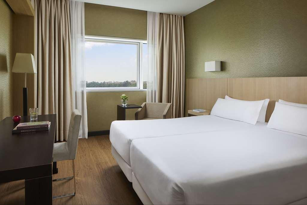 Nh Ribera Del Manzanares Hotel Madrid Cameră foto