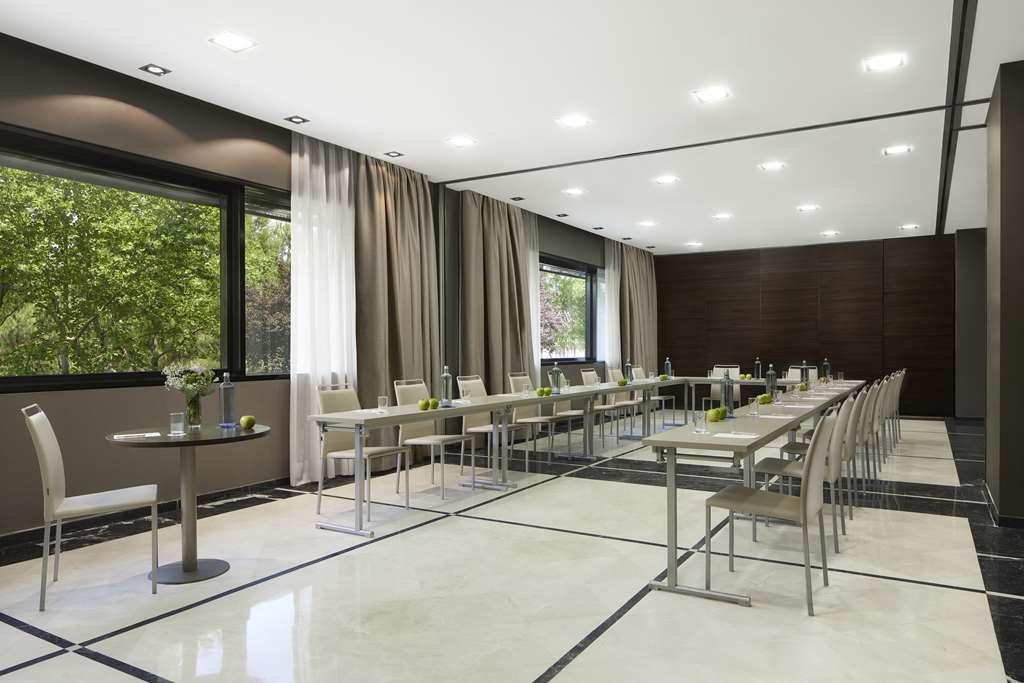 Nh Ribera Del Manzanares Hotel Madrid Facilități foto